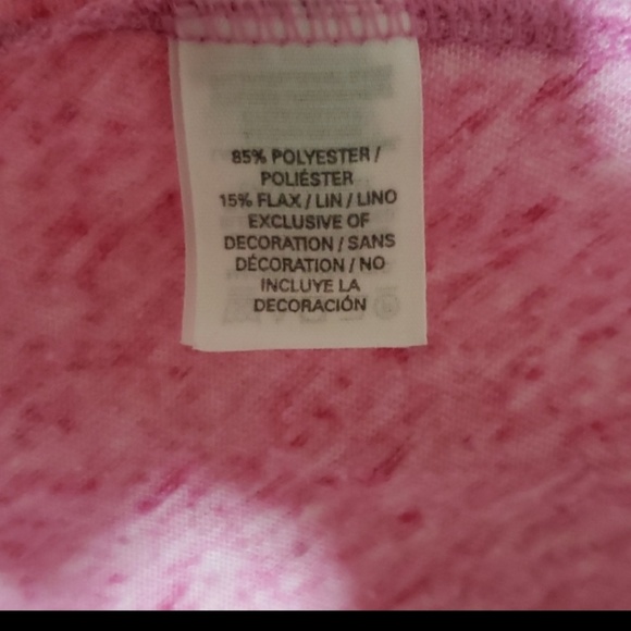 Victoria's Secret Tank with V-Neck Cutout - Picture 5 of 6